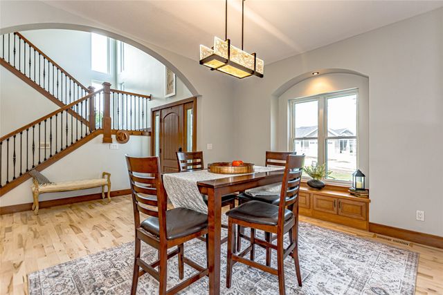 624 Lincoln Court, Center Point, IA 52213