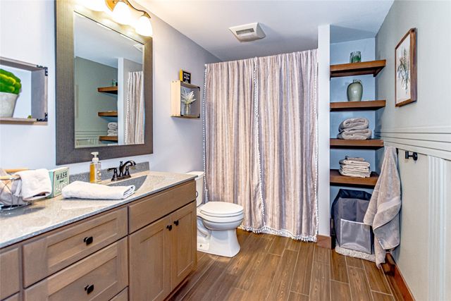 624 Lincoln Court, Center Point, IA 52213