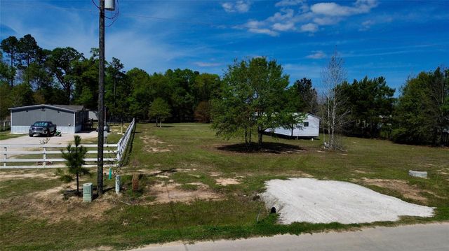 1202 County Road 5035, Cleveland, TX 77327