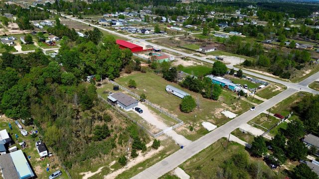 1202 County Road 5035, Cleveland, TX 77327