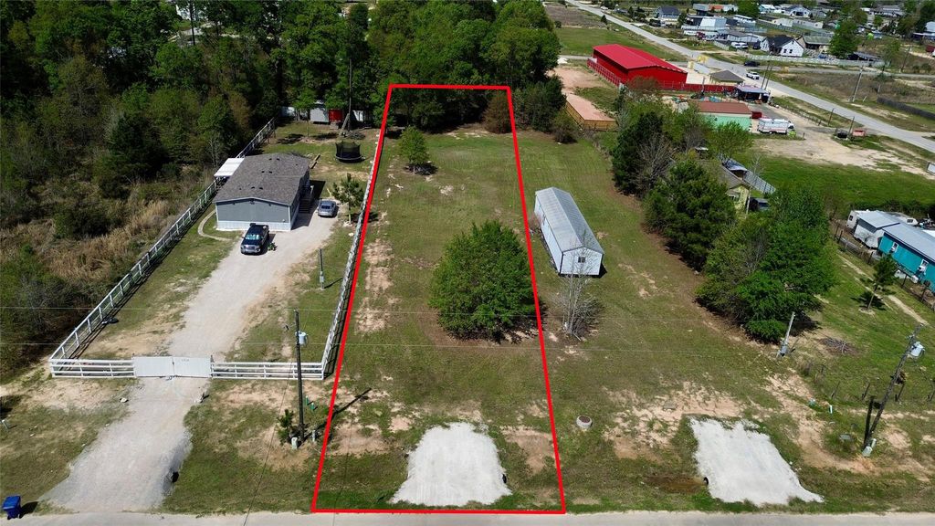 1202 County Road 5035, Cleveland, TX 77327