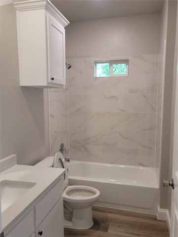 3200 King Street A&B, Greenville, TX 75401