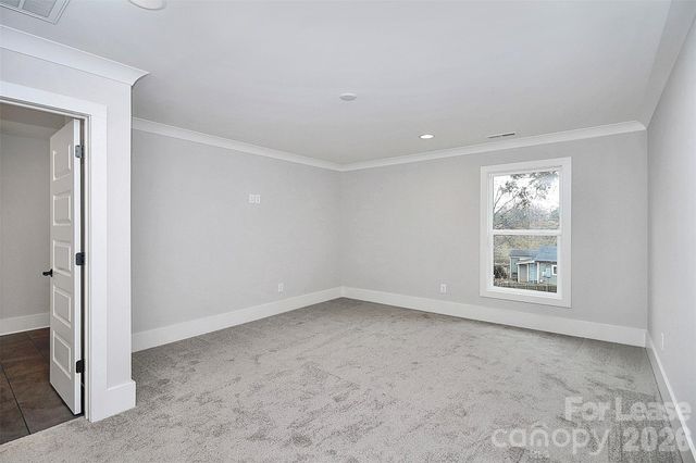 2957 Ross Avenue, Charlotte, NC 28208