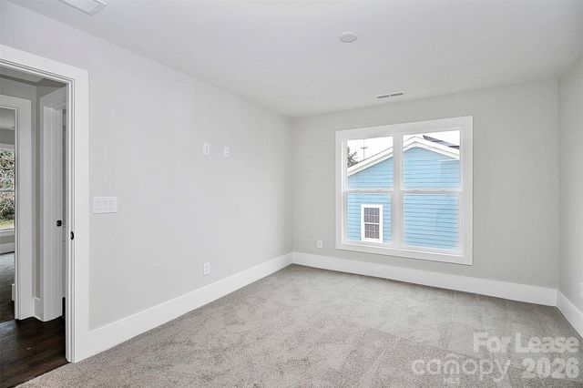 2957 Ross Avenue, Charlotte, NC 28208