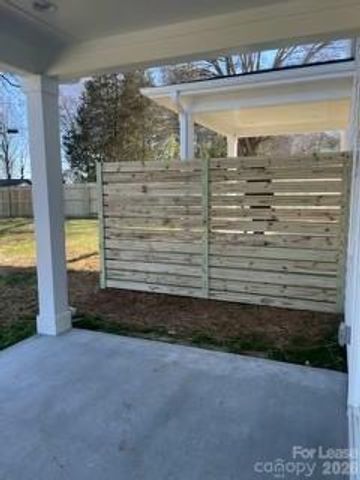 2957 Ross Avenue, Charlotte, NC 28208