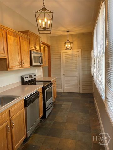 228 E Henry Street A, Savannah, GA 31401