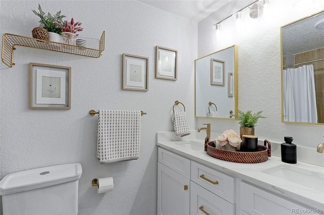 1903 S Cody Way, Lakewood, CO 80227