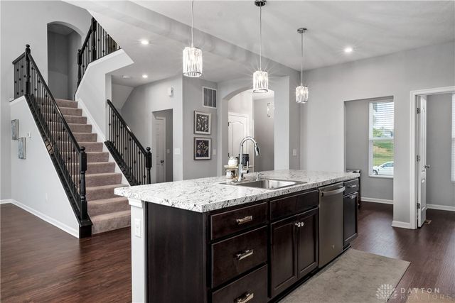 3553 Shellbark Drive, Bellbrook, OH 45305