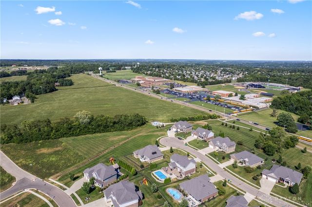 3553 Shellbark Drive, Bellbrook, OH 45305