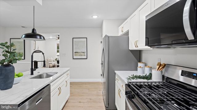 1007 MOUNT HOLLY ST, Baltimore, MD 21229