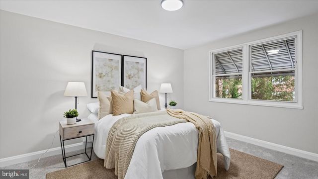 1007 MOUNT HOLLY ST, Baltimore, MD 21229