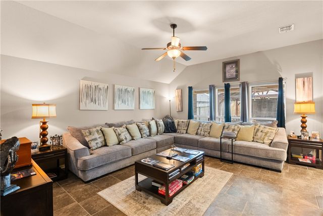 2129 Halcon St, Corpus Christi, TX 78414