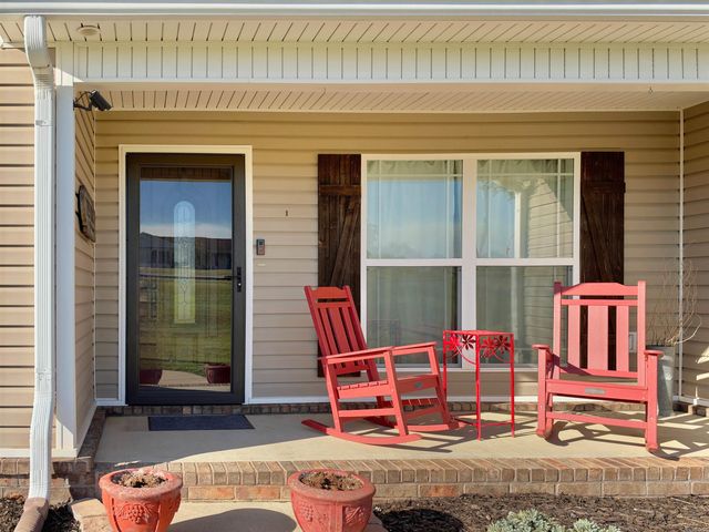 300 Sunset Dr, Paragould, AR 72450