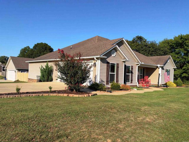 300 Sunset Dr, Paragould, AR 72450