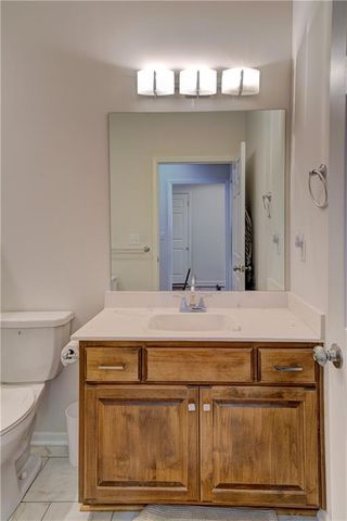 3900 NW Eclipse Place, Blue Springs, MO 64015