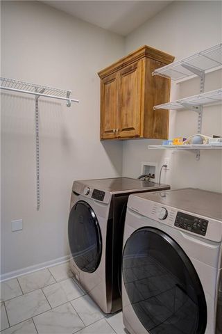 3900 NW Eclipse Place, Blue Springs, MO 64015