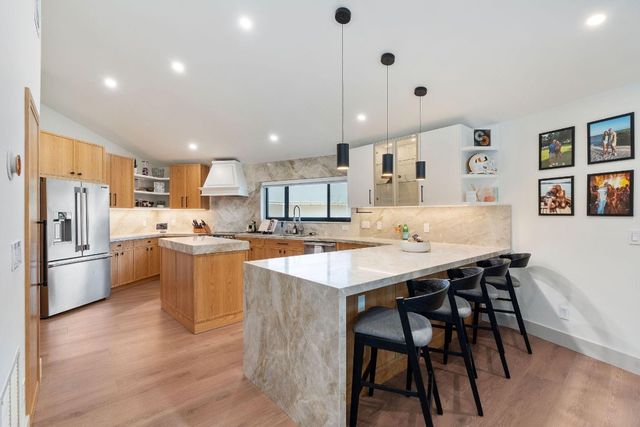 700 S Old Nob Hill Road, Plantation, FL 33324