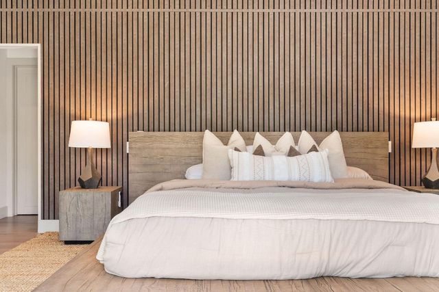 700 S Old Nob Hill Road, Plantation, FL 33324