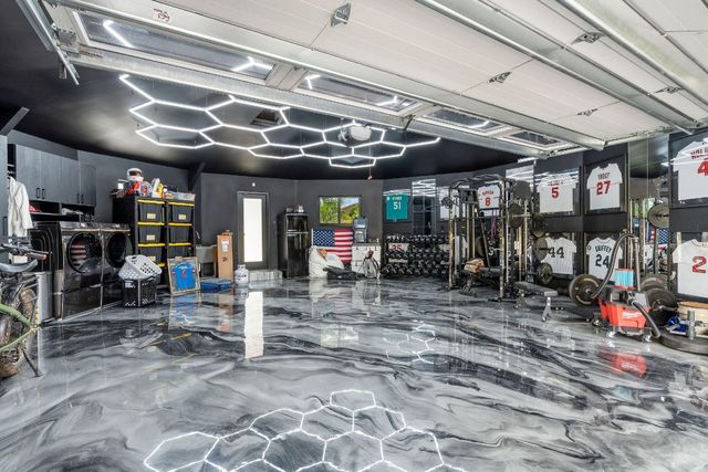 700 S Old Nob Hill Road, Plantation, FL 33324