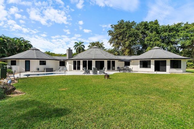 700 S Old Nob Hill Road, Plantation, FL 33324