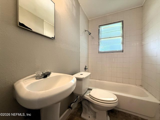 843 MACKINAW Street, Jacksonville, FL 32254