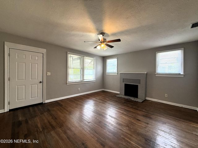 843 MACKINAW Street, Jacksonville, FL 32254