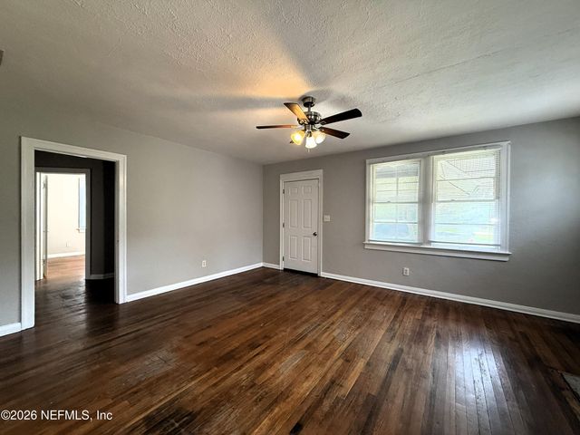843 MACKINAW Street, Jacksonville, FL 32254