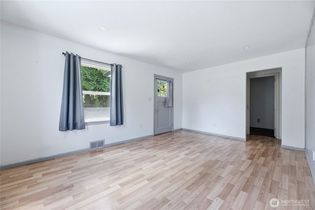 1911 E 72nd Street, Tacoma, WA 98404