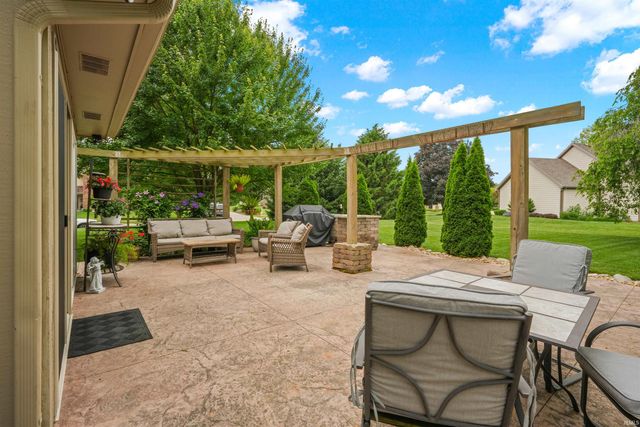11036 Wilmington Court, Fort Wayne, IN 46814