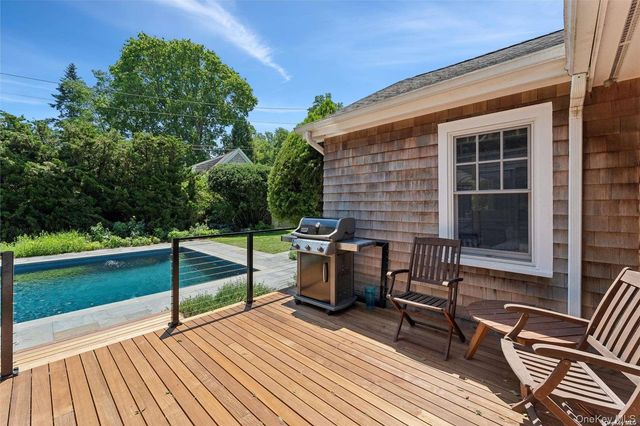 695 Main Street, Westhampton Beach, NY 11978