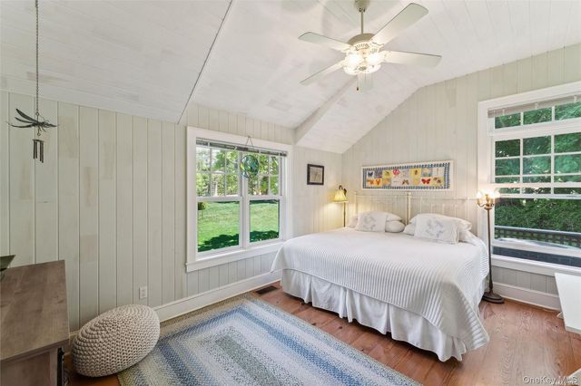 695 Main Street, Westhampton Beach, NY 11978