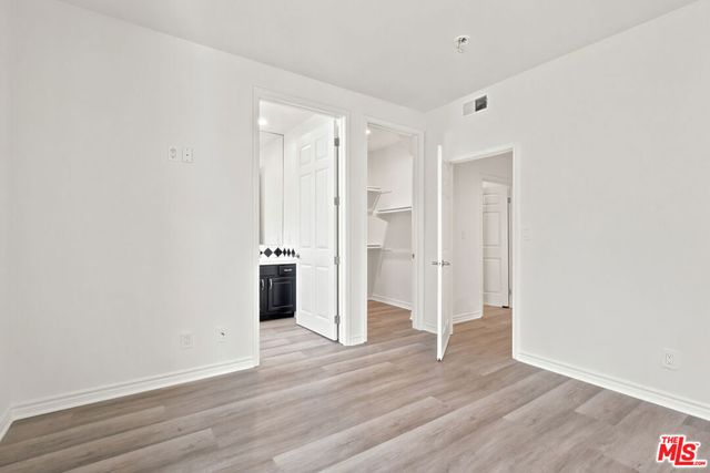 4940 Laurel Canyon Boulevard 102, Valley Village, CA 91607