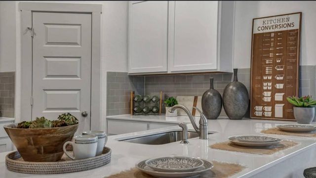 129 Wichita River RD, Hutto, TX 78634