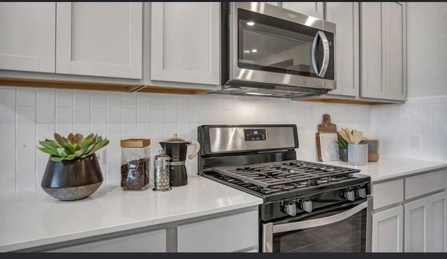 129 Wichita River RD, Hutto, TX 78634