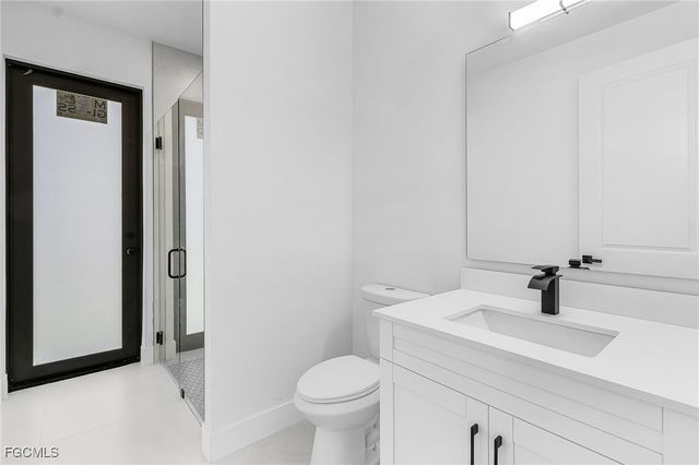 127 NW 14th AVE, Cape Coral, FL 33993