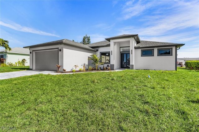 127 NW 14th AVE, Cape Coral, FL 33993