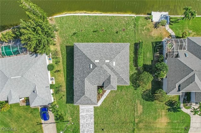 127 NW 14th AVE, Cape Coral, FL 33993