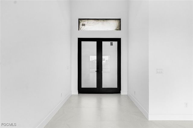 127 NW 14th AVE, Cape Coral, FL 33993