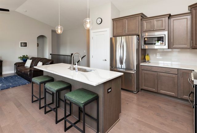 1880 SE Waddell Way, Waukee, IA 50263