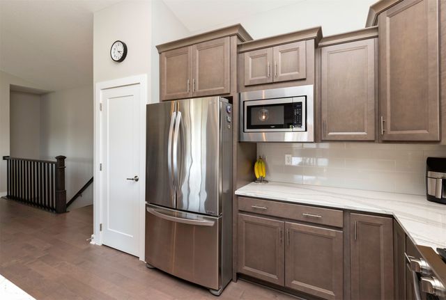 1880 SE Waddell Way, Waukee, IA 50263