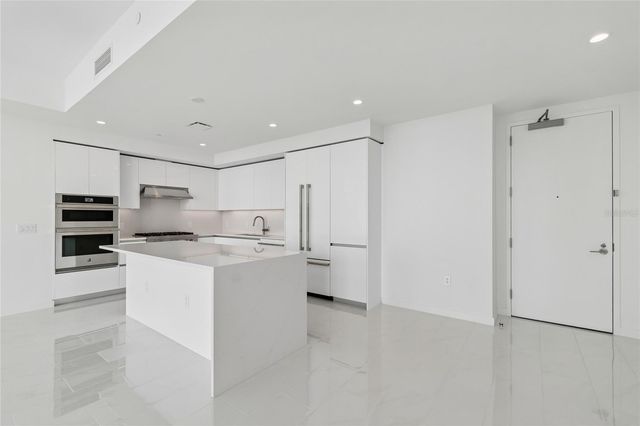 400 CENTRAL AVENUE 2505, St Petersburg, FL 33701