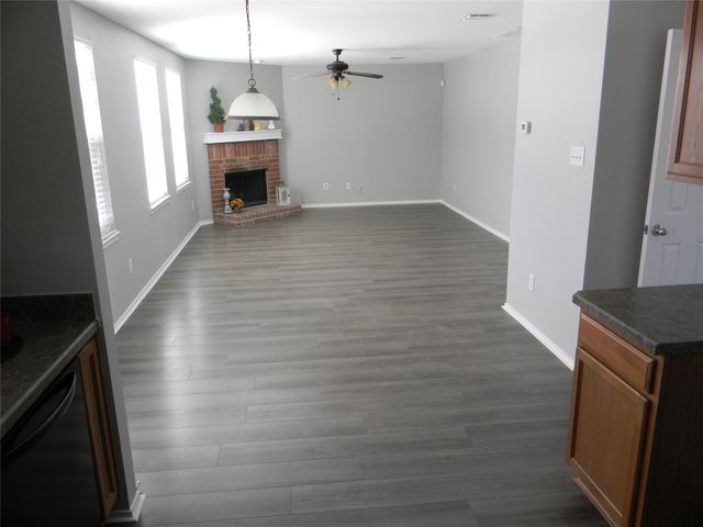 4636 Mountain Oak Street, Fort Worth, TX 76244