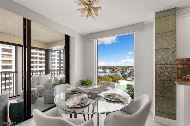 4401 Gulf Shore BLVD N D806, Naples, FL 34103