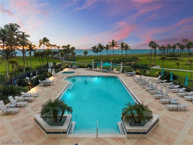 4401 Gulf Shore BLVD N D806, Naples, FL 34103