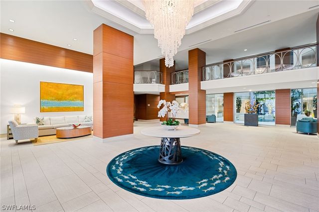 4401 Gulf Shore BLVD N D806, Naples, FL 34103