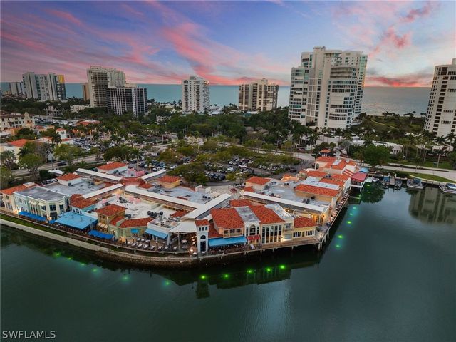 4401 Gulf Shore BLVD N D806, Naples, FL 34103