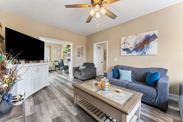 725 Allendale rd, Woodruff, SC 29388