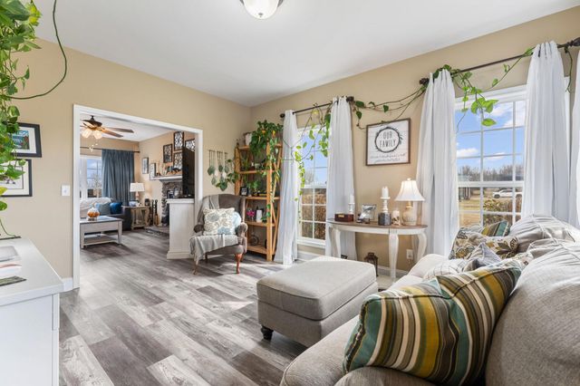 725 Allendale rd, Woodruff, SC 29388