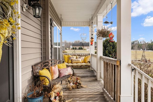 725 Allendale rd, Woodruff, SC 29388