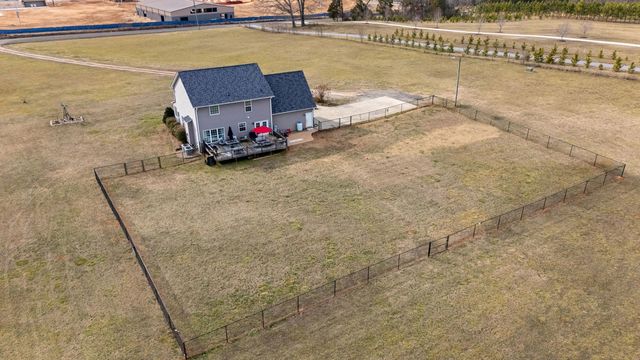 725 Allendale rd, Woodruff, SC 29388